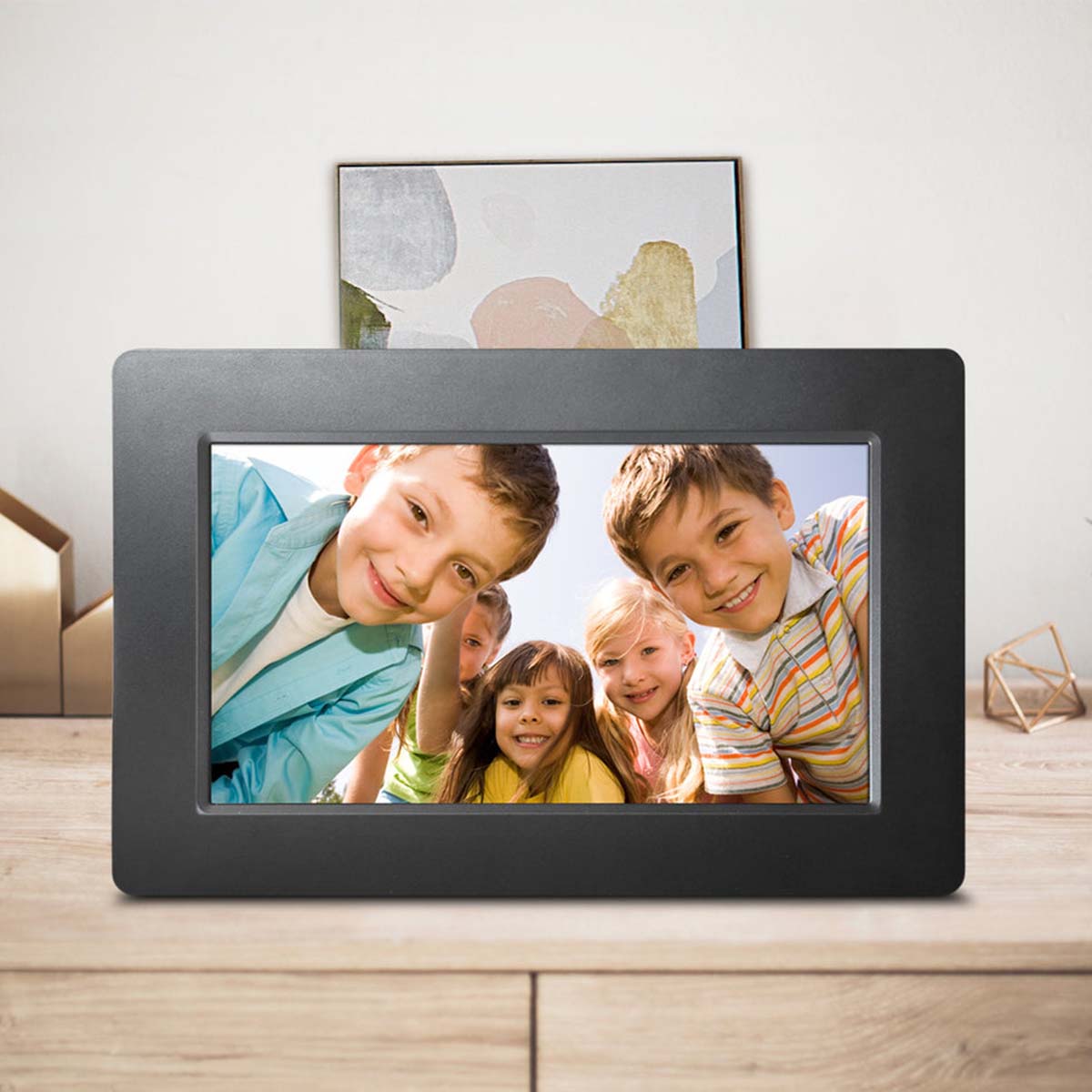 
                  
                    Sungale 7" Photo-only Digital Photo Frame
                  
                